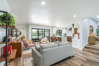 Wanderlust Oasis - Phoenix - 2
