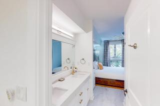 Baytowne Wharf - Market Street Inn #338 - Destin - 2