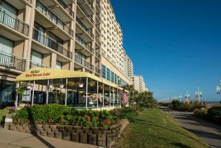 Four Sails Resort - Virginia Beach - 9