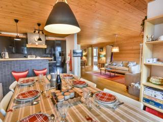 Spacieux T4 proche des pistes avec terrasse et parking - 6-8 pers. - FR-1-685-22 - Les Gets - 0