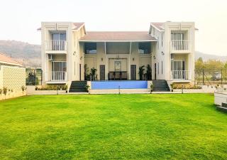 Isola Luxury Farm Suites - 9