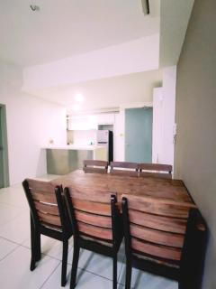 reSTARY - K-Box, Sutera Avenue Infinity Pool - Imago Opposite - KK City- 2BR,6Pax 来沙旅 K房主题公寓 - 无边际日落海景泳池 - Imago商场对面 - KK市中心 - 2房6人 - Kota Kinabalu - 4