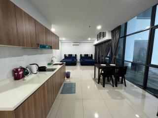 Family Units at Pacific Tower near Jaya One by ComfyAsia - Petaling Jaya - 7