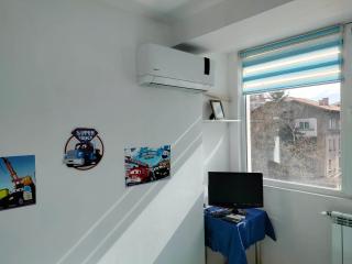 Alinik Apartment - Sofia - 4