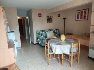 Studio double cabine RDJ avec loggia et jardinet, parking privé, 5 pers - La Grande-Motte - FR-1-716-26 - 8