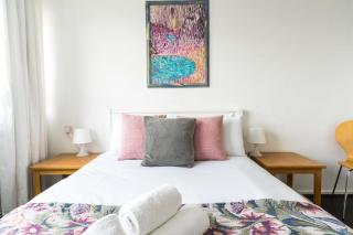 A Skyhigh Stay for 2 in Vauxhall London - Londra - 9