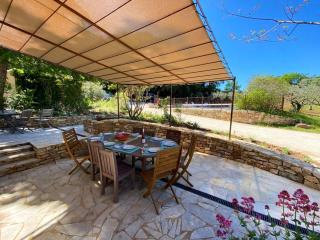 Villa spacieuse avec piscine à Saint-Michel-d'Euzet - 8
