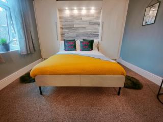 Cosy Home in Historical Beverley Town with Parking - 3