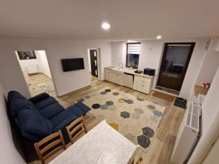 GIRO Guest House - 0