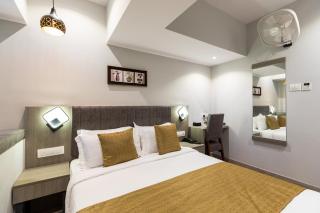 Hotel Larmont Luxury - 9