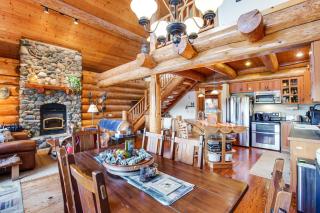 Treasure Island Retreat - Allyn - 4