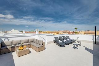 CasaBlanca- Private Heated Pool - 7