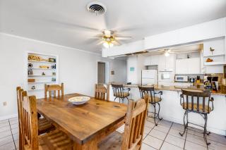 Sunny Days Lake Retreat - Main house & Casita B - Kingsland - 3
