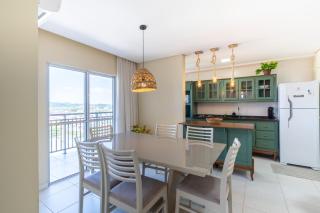 Aptos em Bal Piçarras a150m da PRAIA, dois quartos, sala de estar, COZINHA COMPLETA, SACADA com CHURRASQUEIRA, WI-FI, PISCINA, PORTARIA 24h, PLAYGROUND e QUADRA DE ESPORTES - 6