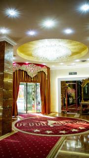 Boutique Spa Casino Hotel Lybid Plaza - Khmelnytskyi - 7