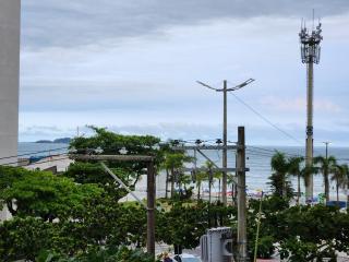Pitangueiras 3 quartos ,esquina com a praia , ate 10 pessoas , vista ao mar , Wi fi ,1 vg - Guarujá - 9