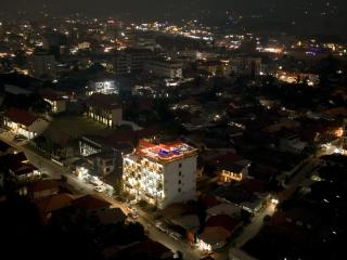 Confetti Garden Hotel - Vang Vieng - 0