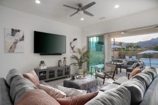 Signature View! Gorgeous BRAND NEW Home - La Quinta - 2