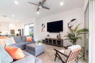 Signature View! Gorgeous BRAND NEW Home - La Quinta - 4