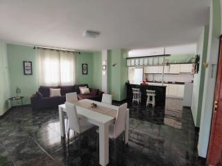 Cheyma Home 3º: Amplio apartamento en Alcalá - 0