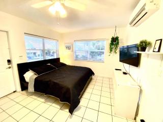 Southwinds Inn by The Gold Nests - Hollywood - 1