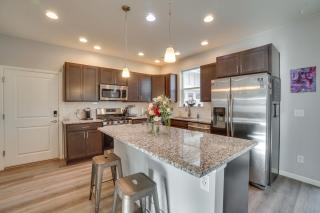 Fire Pit and Shuffleboard Suburban Denver Home - 4