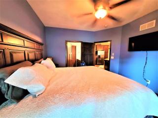 Bridges Bay Resort Newport Building 103 - Arnolds Park - 3