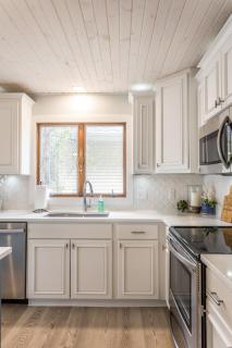 Sandy Feet Retreat on Big Spirit Lake - 1