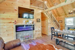 Riverside Beattyville Cabin with Kayaks and Fire Pit! - Beattyville - 6