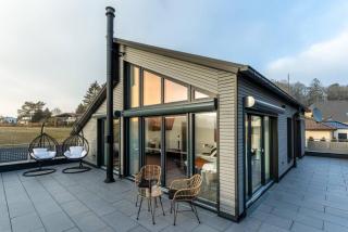 Modern Oasis HotTub, View, Gym - 5