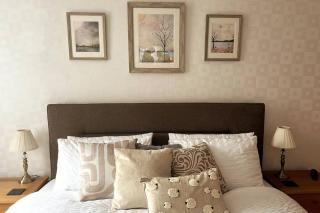 Luxury Super King Bed - Stratford-upon-Avon - 9