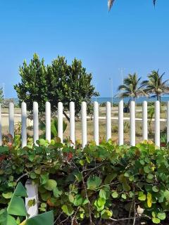 Condominio en la Playa de Crespo - 2