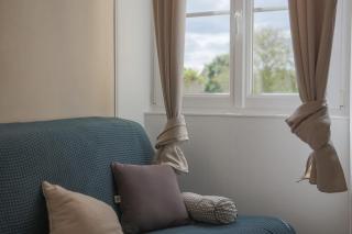 BANVILLE 333 - - 9