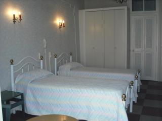 Enzo Hotels Contrexeville - Contrexéville - 7