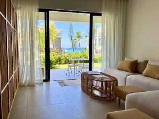 Exclusive beachfront apartment - Belle Mare - 9