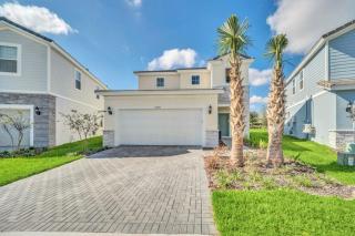 5 Bedroom Resort 5 bath Pool Home With Spa! villa - Davenport - 0