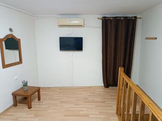 Two-storey maisonette next to the port - Mantoúkion - 5