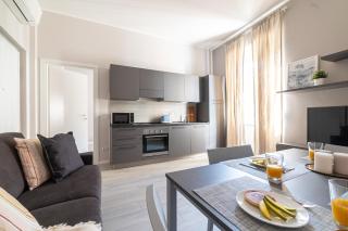 Easylife - Accogliente residenza a due passi dal Duomo - Milan - 0