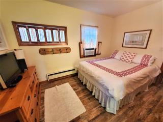 North Bay Retreat on West Lake Okoboji - Spirit Lake - 2