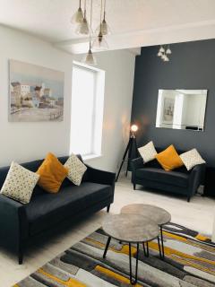 Spacious and Bright Town Centre Apartment - Ballycastle - 0