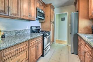 Charming Temple City Home with Fire Pit, 14 Mi to LA - Temple City - 1
