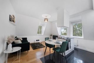 Roomy One bed loft apartment - Bishops Stortford - 0