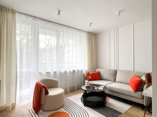 Gustowny apartament przy metrze - Varsavia - 4