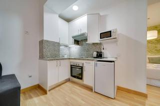 Encantador apartamento con patio - 3