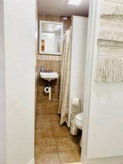 PRIVATE Cozy Guest Suite Near Hard Rock Guitar - Fort Lauderdale - 9