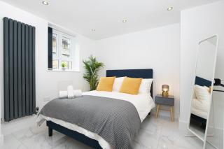 Boutique Flat near O2 & Excel - London - 6