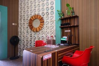 RedDoorz near Lotte Mart Maguwoharjo Yogyakarta - Yogyakarta - 3