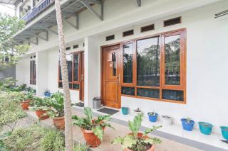 Erika Homestay Lembang Mitra RedDoorz - 7
