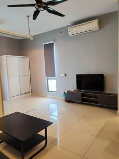 Urban360 studio lovely with Netflix and Wi-Fi - Batu Caves - 9
