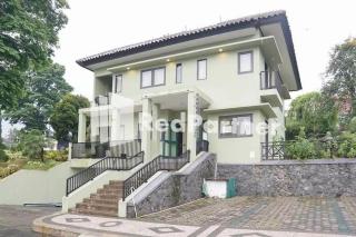 Panorama İnn Residence Batu Mitra RedDoorz - Batu - 2